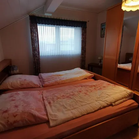 Holiday home Mooi Huus 95157